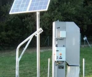 2 dégrilleurs avec alimentation solaire
