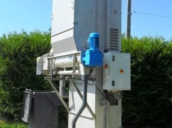 Un dégrilleur automatique Type XG12